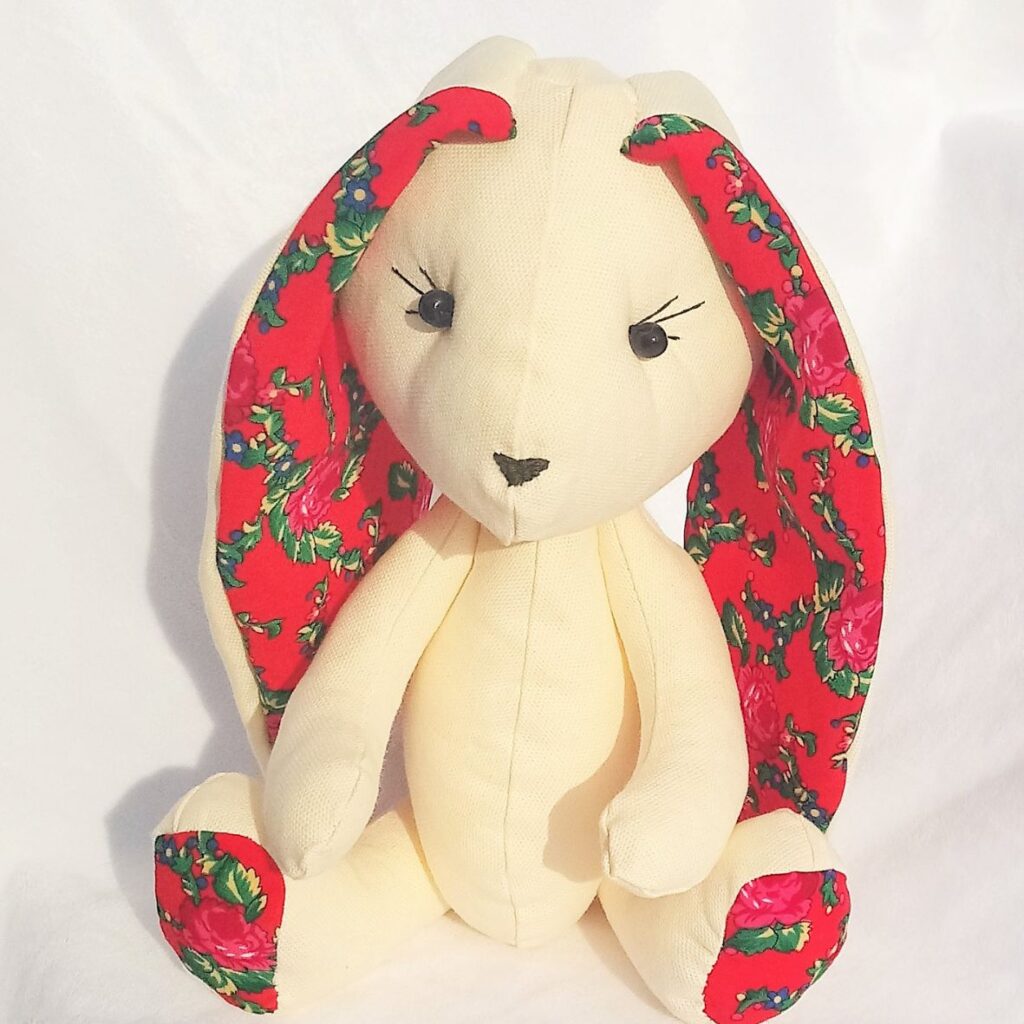 Warsztaty Concordia Vitae- warsztaty artystyczne- szycie maskotek- warsztaty urodzinowe i szkolne